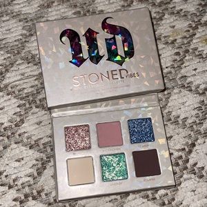 🎅🏻XMAS SALE🎅🏻‼️LAST ONE‼️🆕✨ Stoned Vibes Mini Palette